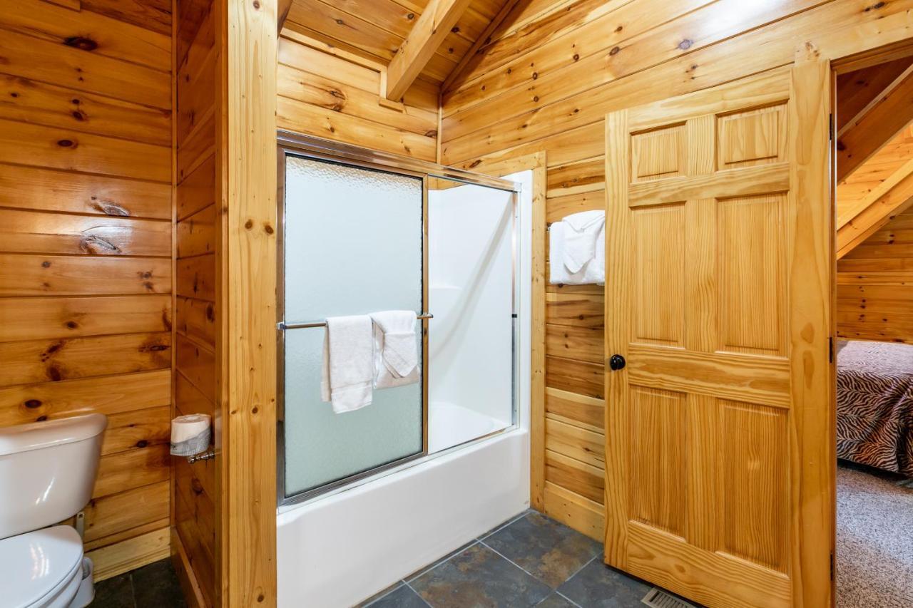 Smokystays 6 Bedroom Cabin Pigeon Forge Dış mekan fotoğraf