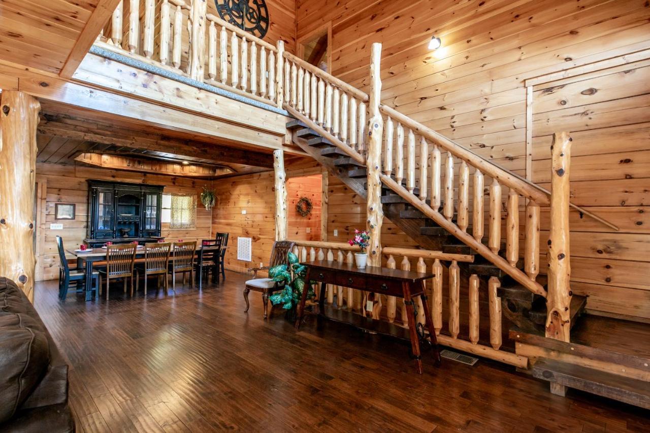 Smokystays 6 Bedroom Cabin Pigeon Forge Dış mekan fotoğraf