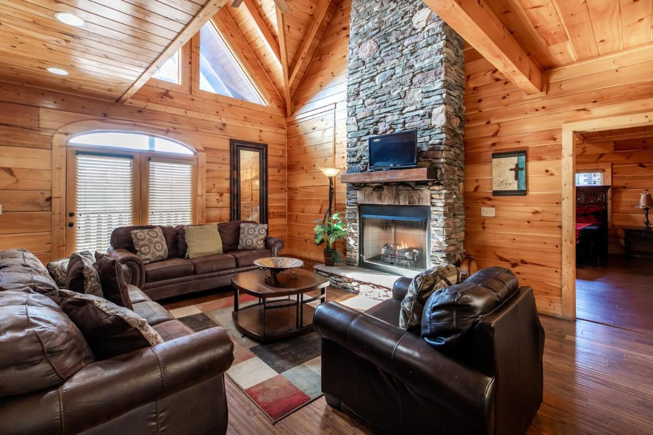 Smokystays 6 Bedroom Cabin Pigeon Forge Dış mekan fotoğraf